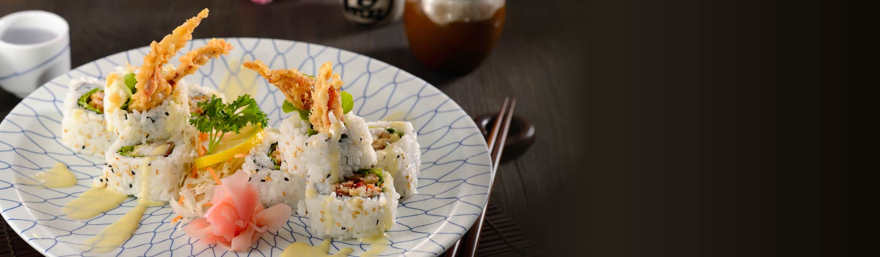 SPECIAL<br />
SUSHI ROLLS